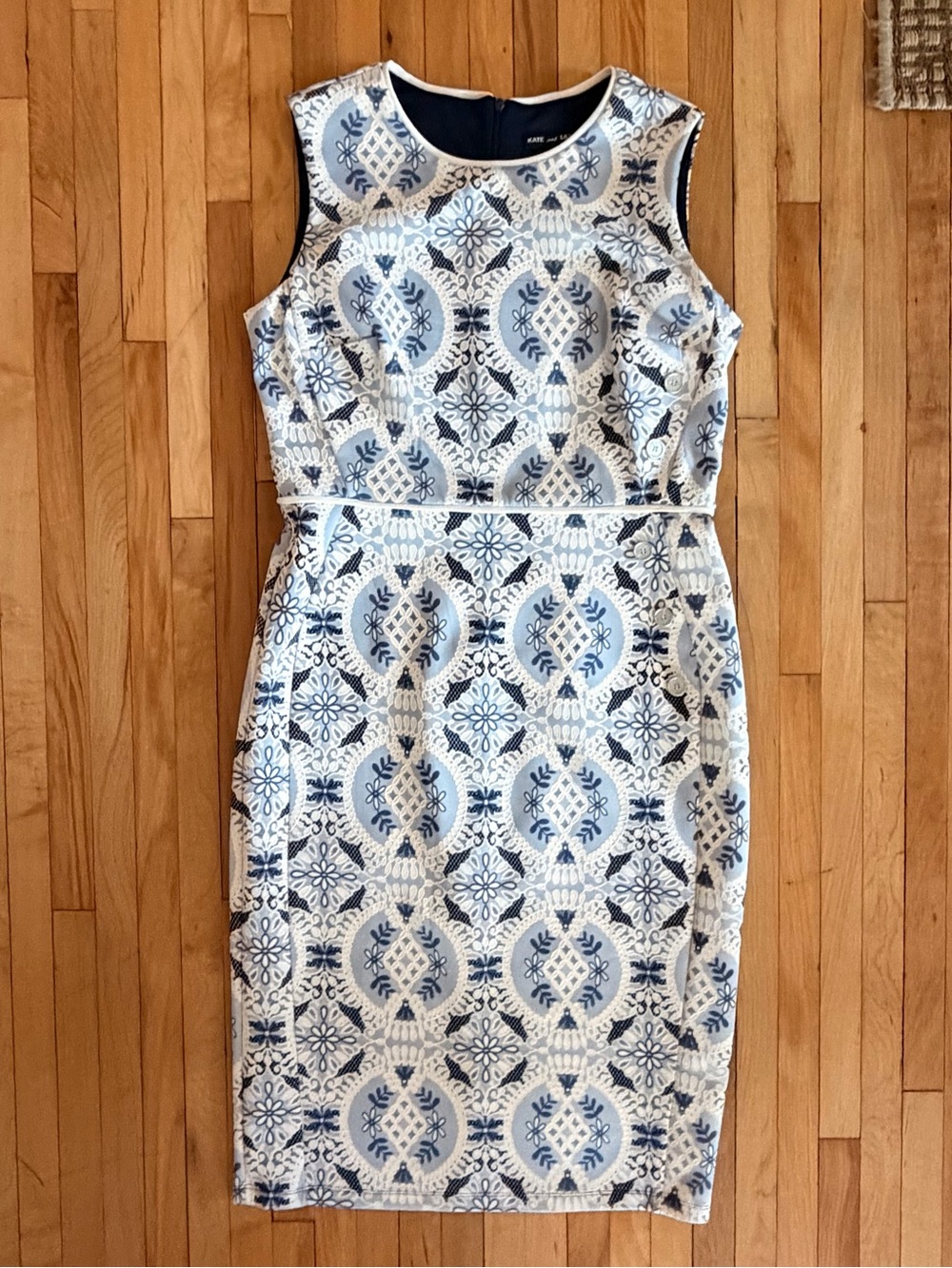 NWOT Sleeveless Blue & White Patterned Midi Sheath Dress